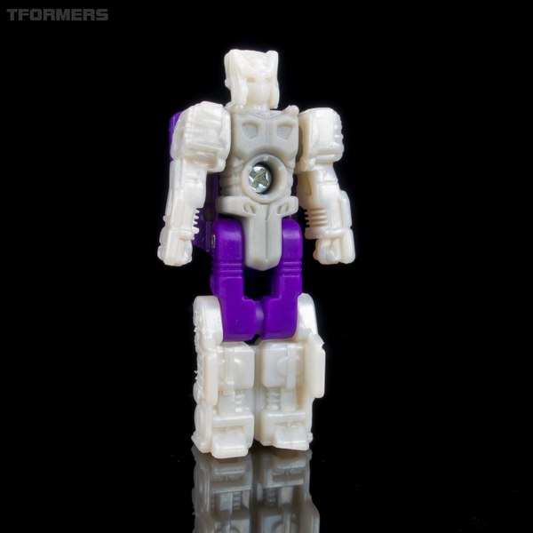 TFormers Gallery   Siege On Cybertron Tidal Wave 044 (44 of 124)